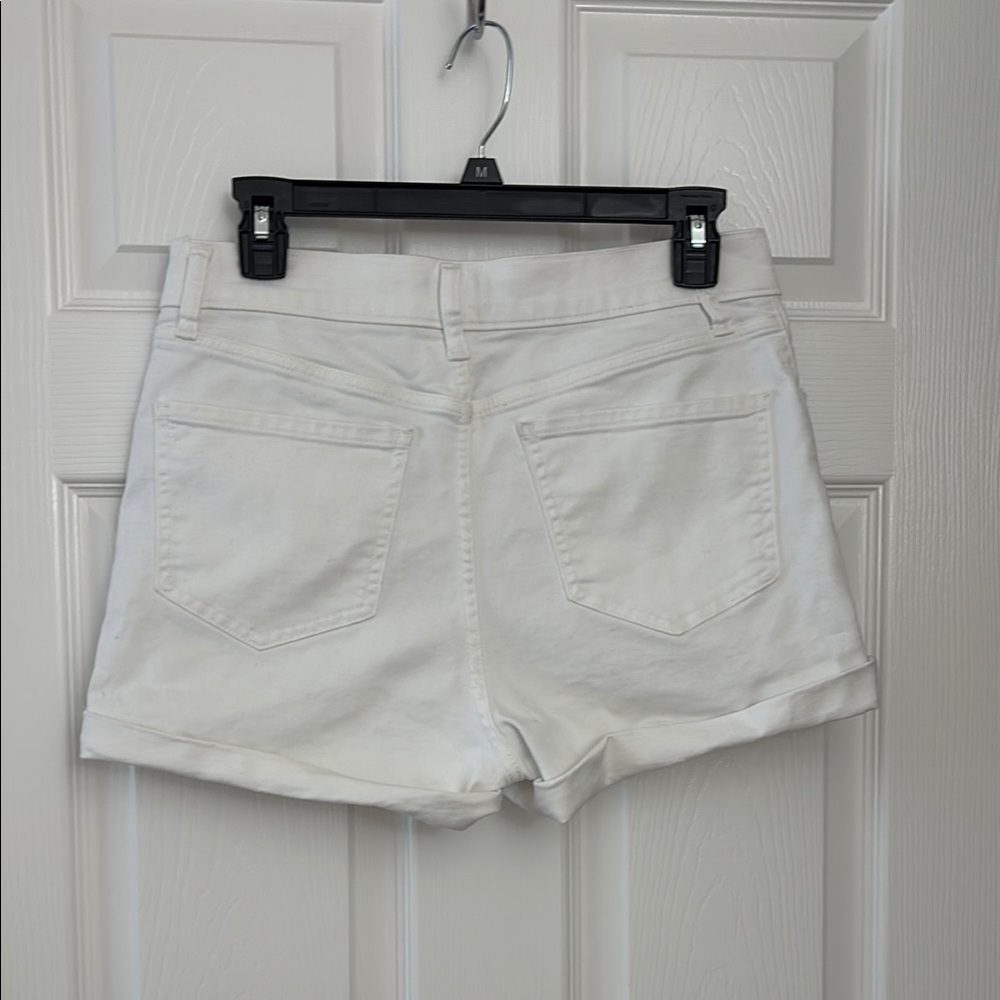 Express Shorts - Picture 2 of 4